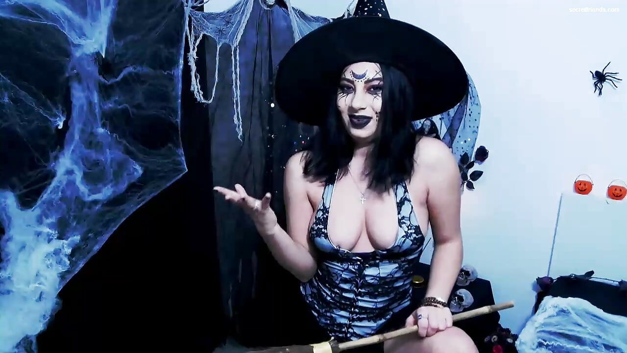 video_secret_1635368375 - video by MayaReies cam model