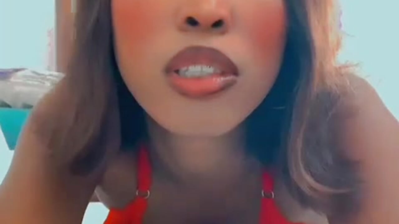 Do you like to be seduced? come, I'm the best 💕 - video by myblackdoope cam model