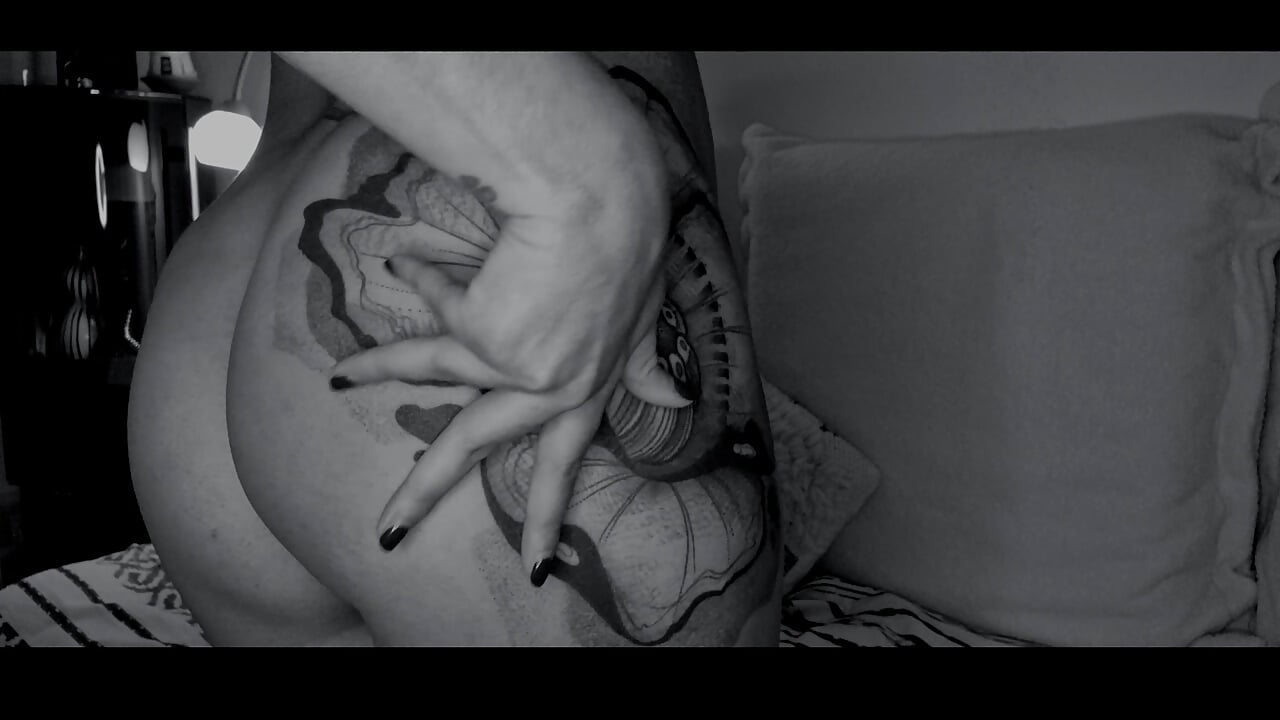 Vidéo de couverture - video by midnaxsg cam model