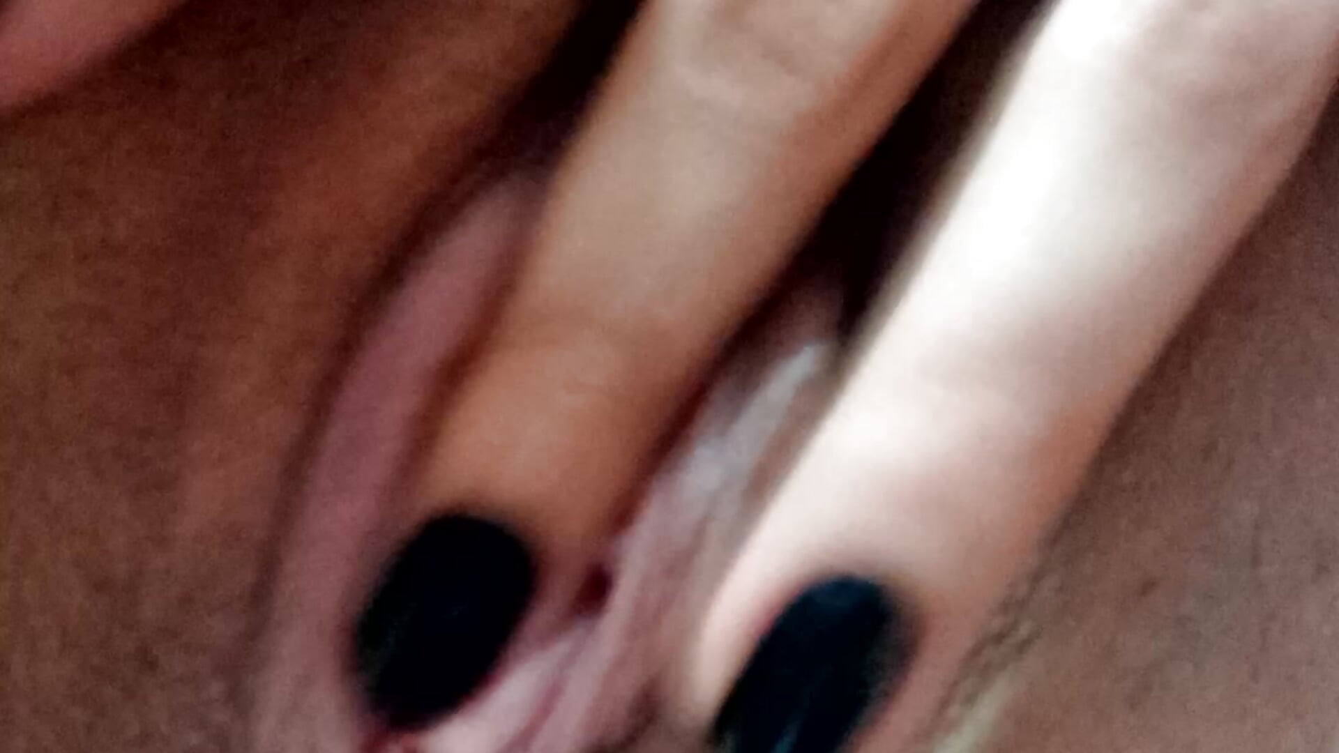 pussy horrny - video by khloe_sr cam model