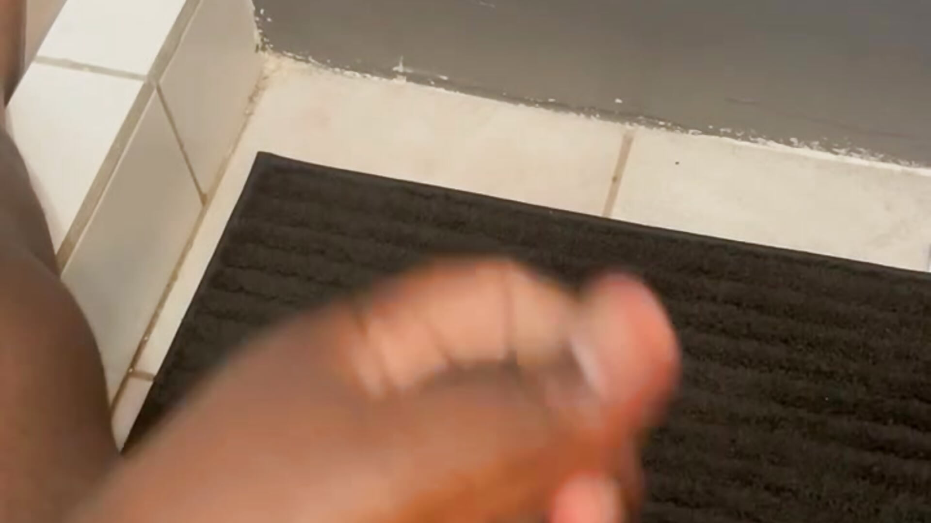 Nice nut before I hop in the shower - video by Blkcock28 cam model