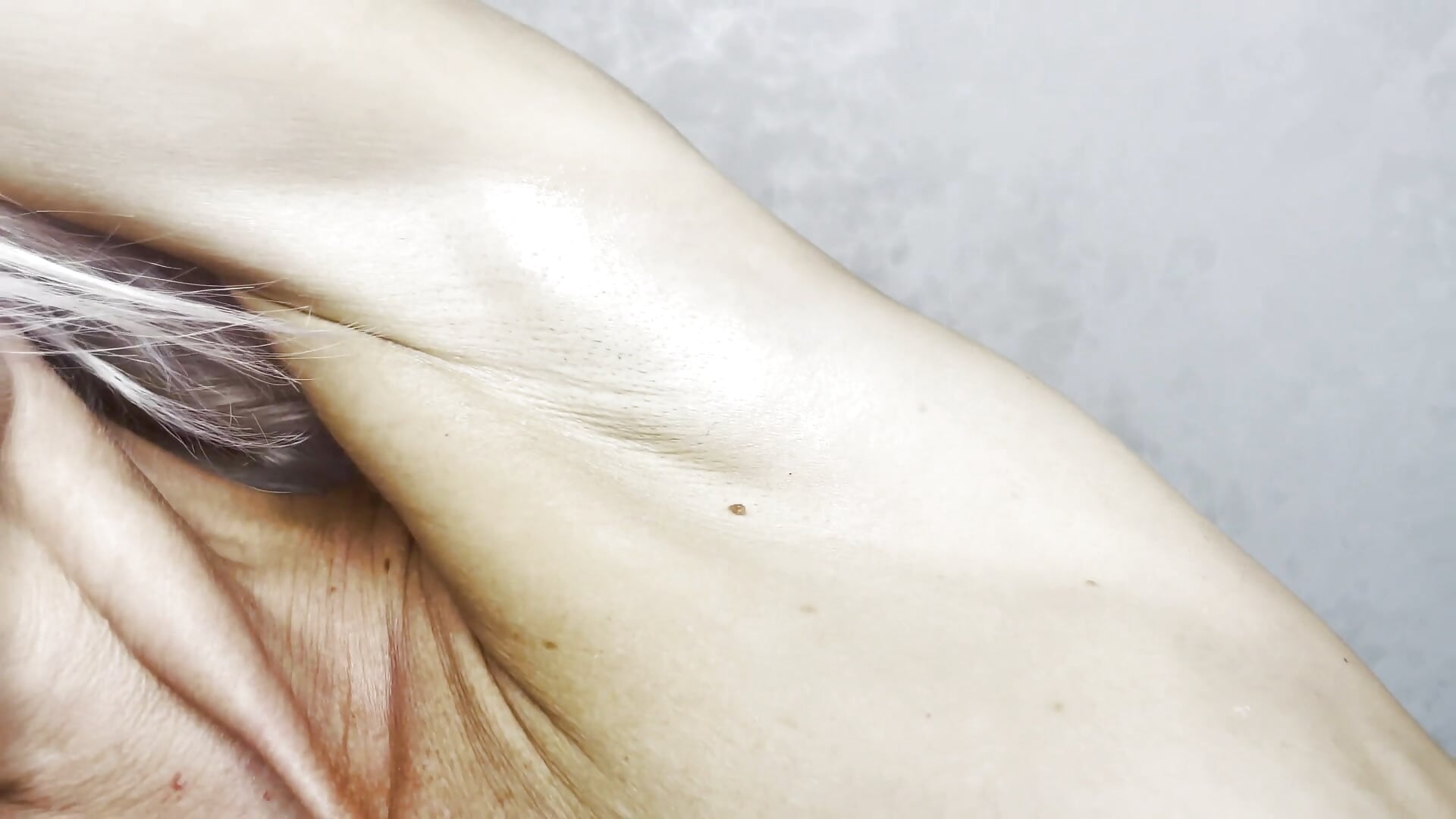 My sweet armpits 🤤 - Vídeo de CindySw, modelo de vídeos
