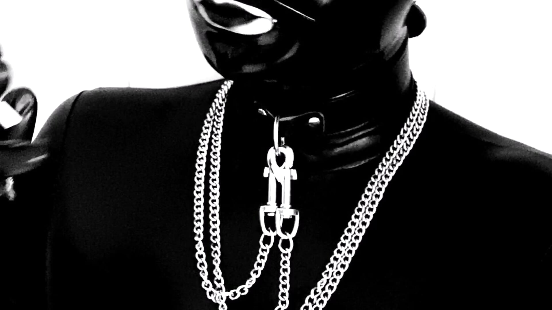 Smoke With Me 😈 - vidéo du modèle de showcams Fetish_Monster