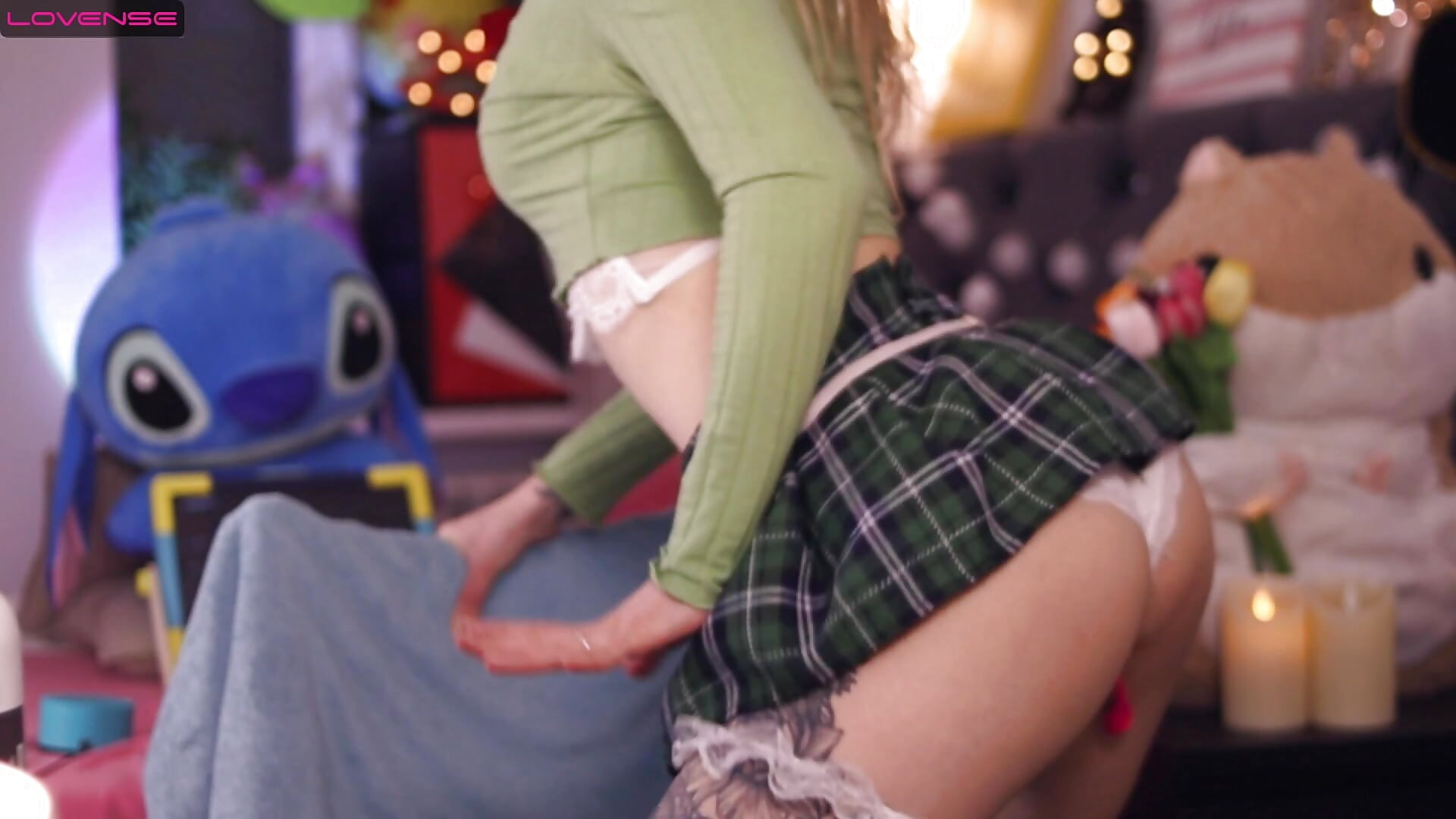 SWEET ASSHOLE JUMPING ON YOUR FACE - video by _melodywayne cam model