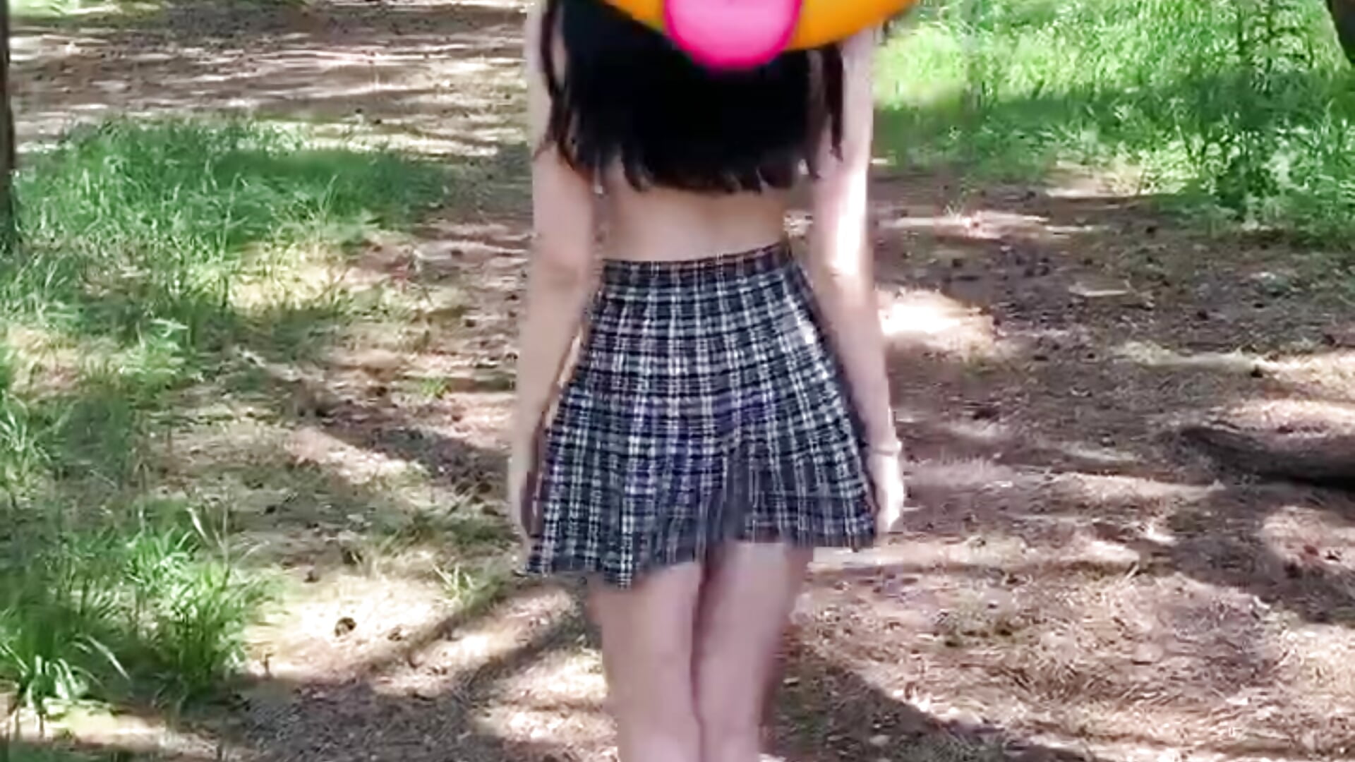 walking in the forest :) - video by _sweet_baby_ cam model