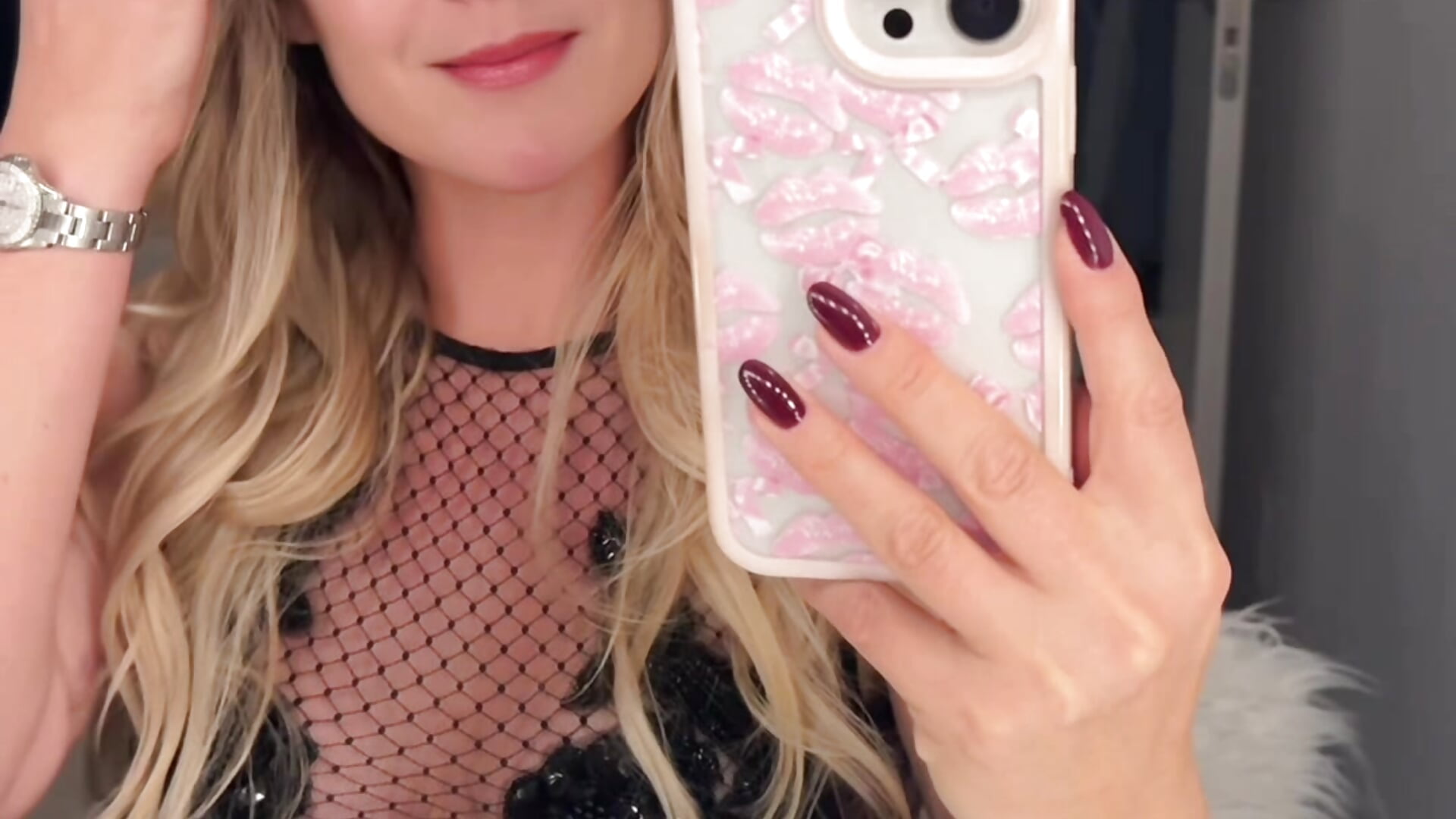 Ready for the night 🖤✨ - video của người mẫu cam Emma4you