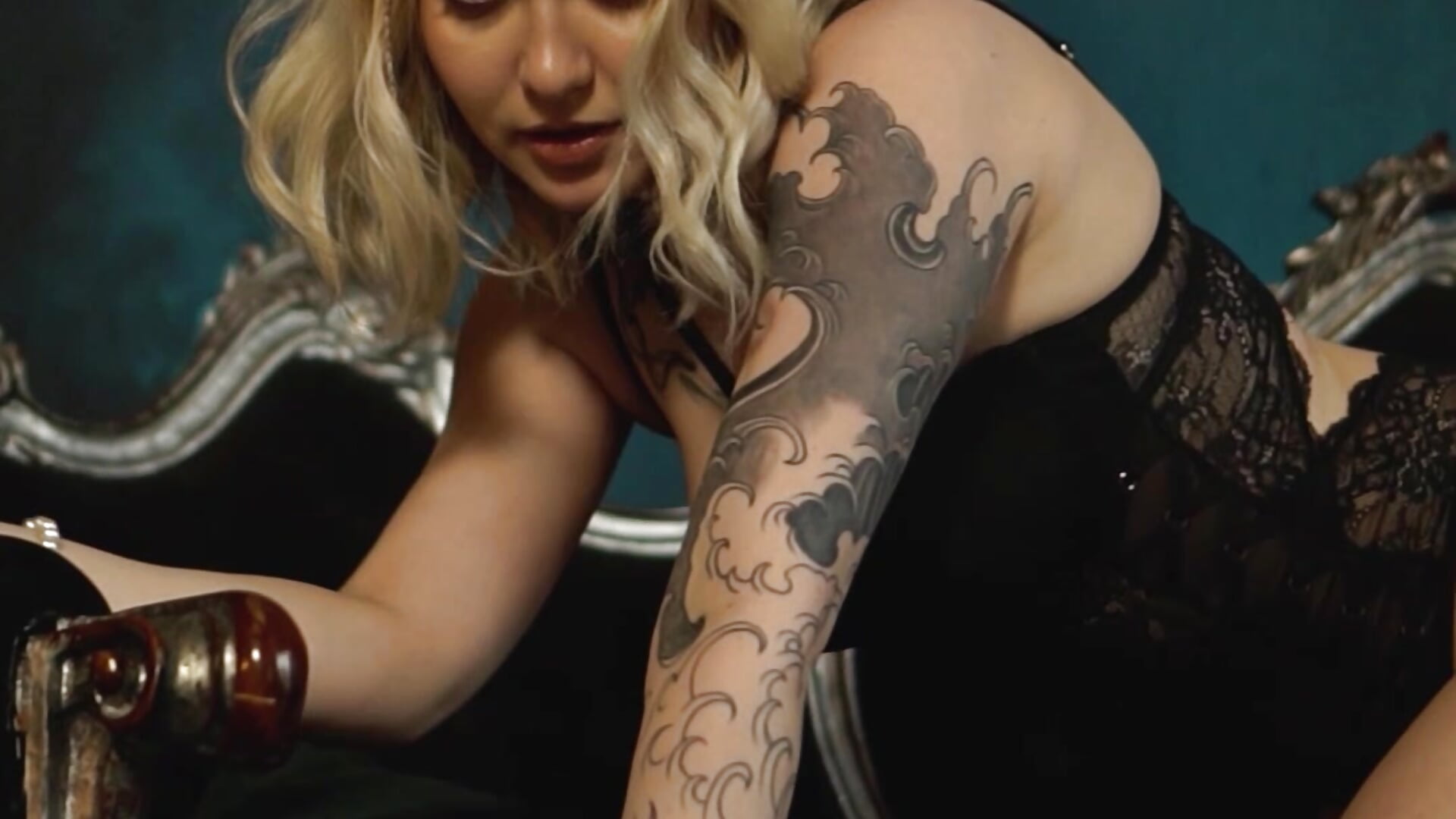 ♥ - video by KoraxLens