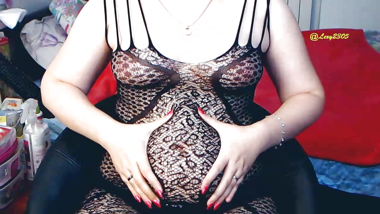 belly fetish - video by MissLexyGold cam model