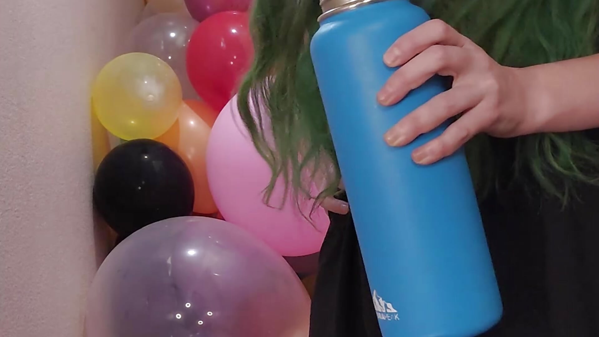 Insane Balloon Destruction/Smoking Fetish - BTS & Bloopers - video by VisceralVixen69 cam model