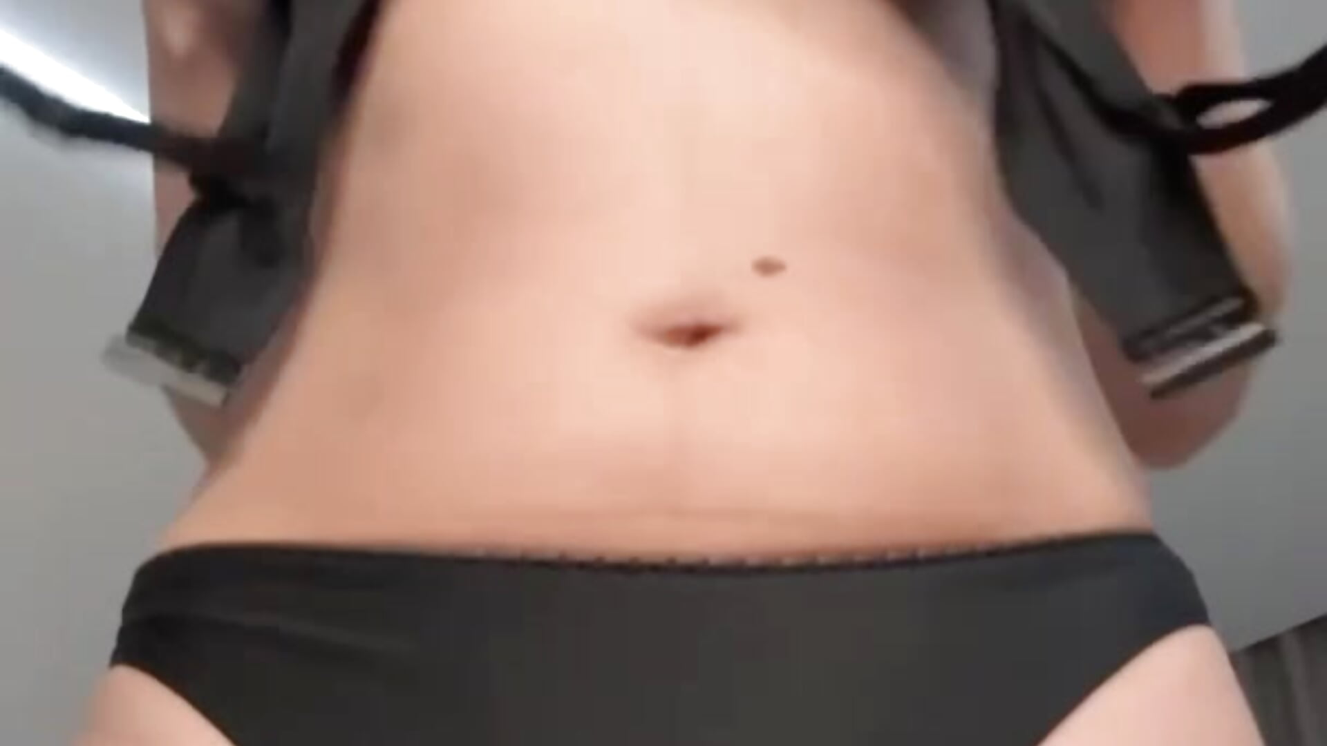 I flashed my big boobs for my friends - video của người mẫu cam stefannichka