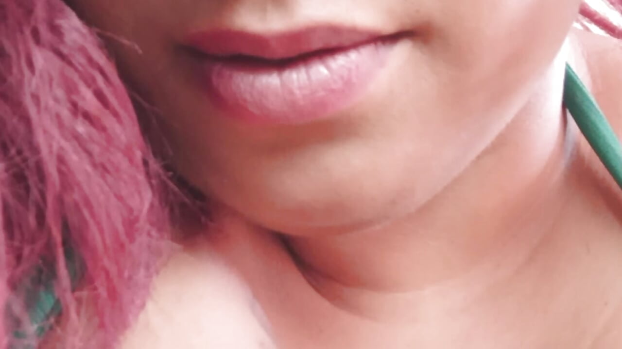 profile-intro-video-1718194380 - video by AbellaLizz cam model