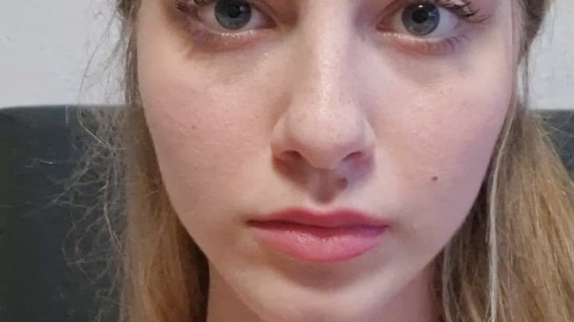 Schaffst du es mir in die Augen zu schauen?