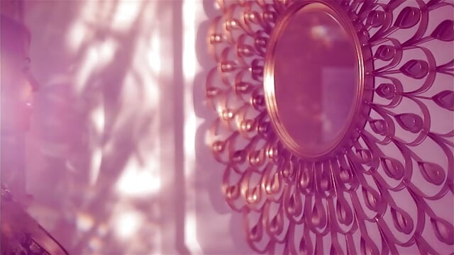 Lovely - video by BustyGizelle cam model
