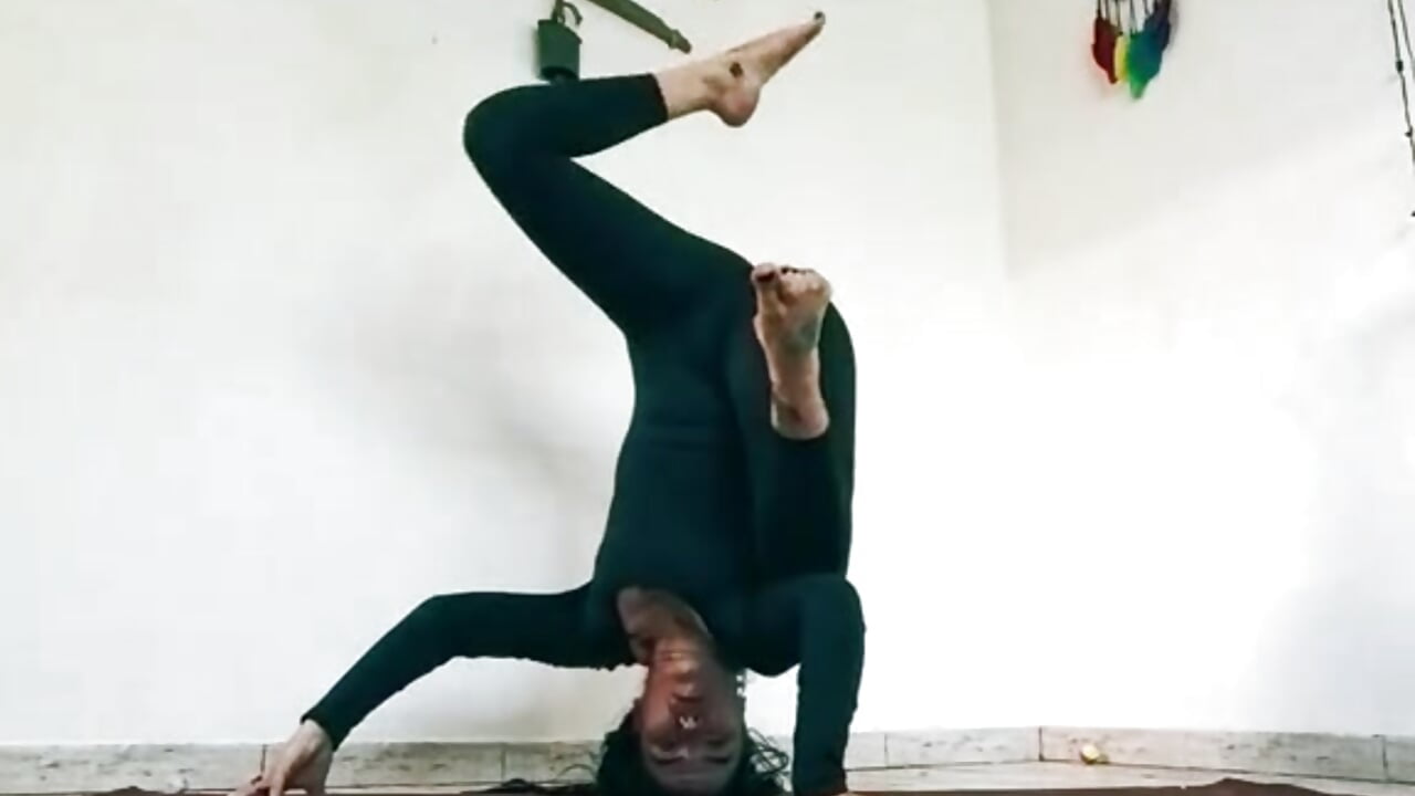 Amazing artwork – видео вебкам-модели Goddess_Inanna