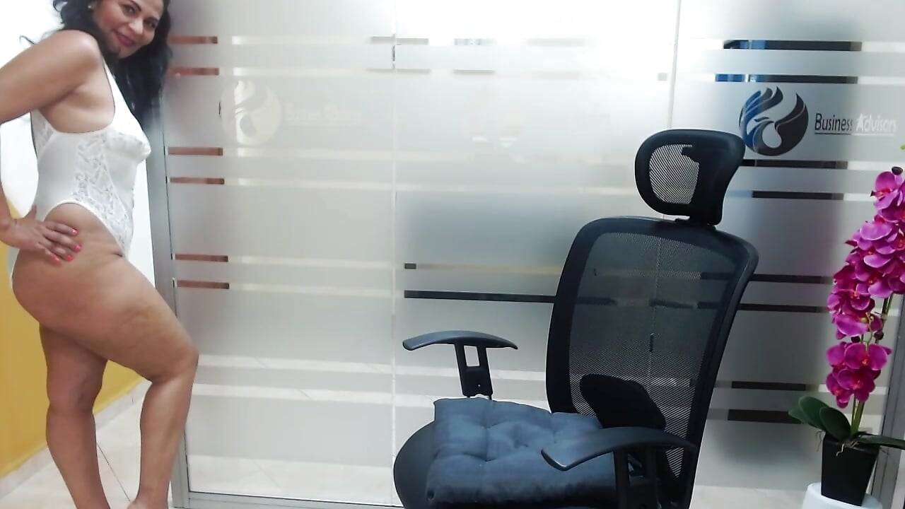 Happy day my guys ♥ - video by isa_doll cam model