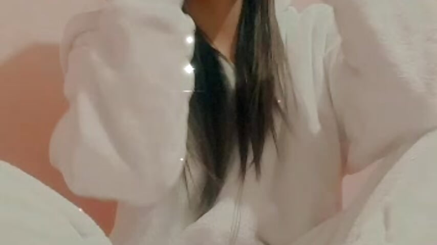 Little doll ready to play! - video av step_daughter cam-modell