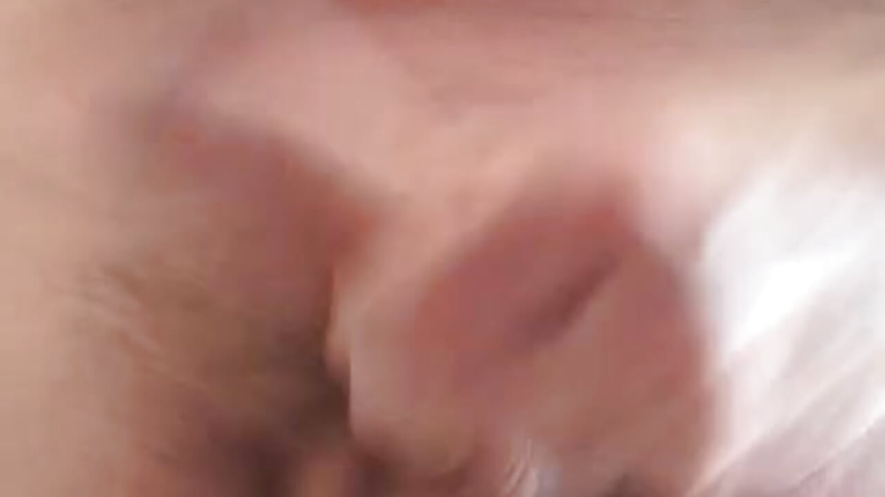 Do you want to see how he plays for me? - vídeo de la modelo de cam Ixchel_Anaid