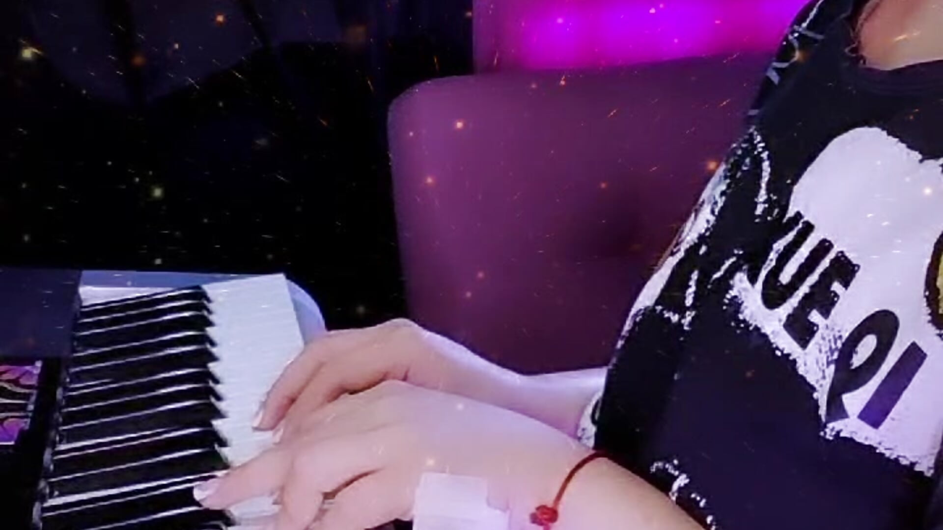 WhatsApp Video 2024-07-26 at 2,24,46 PM - video av Rachellkors cam-modell