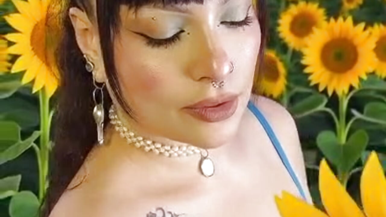 WhatsApp Video 2026-03-02 at 4,24,32 AM - video by Rachellkors cam model