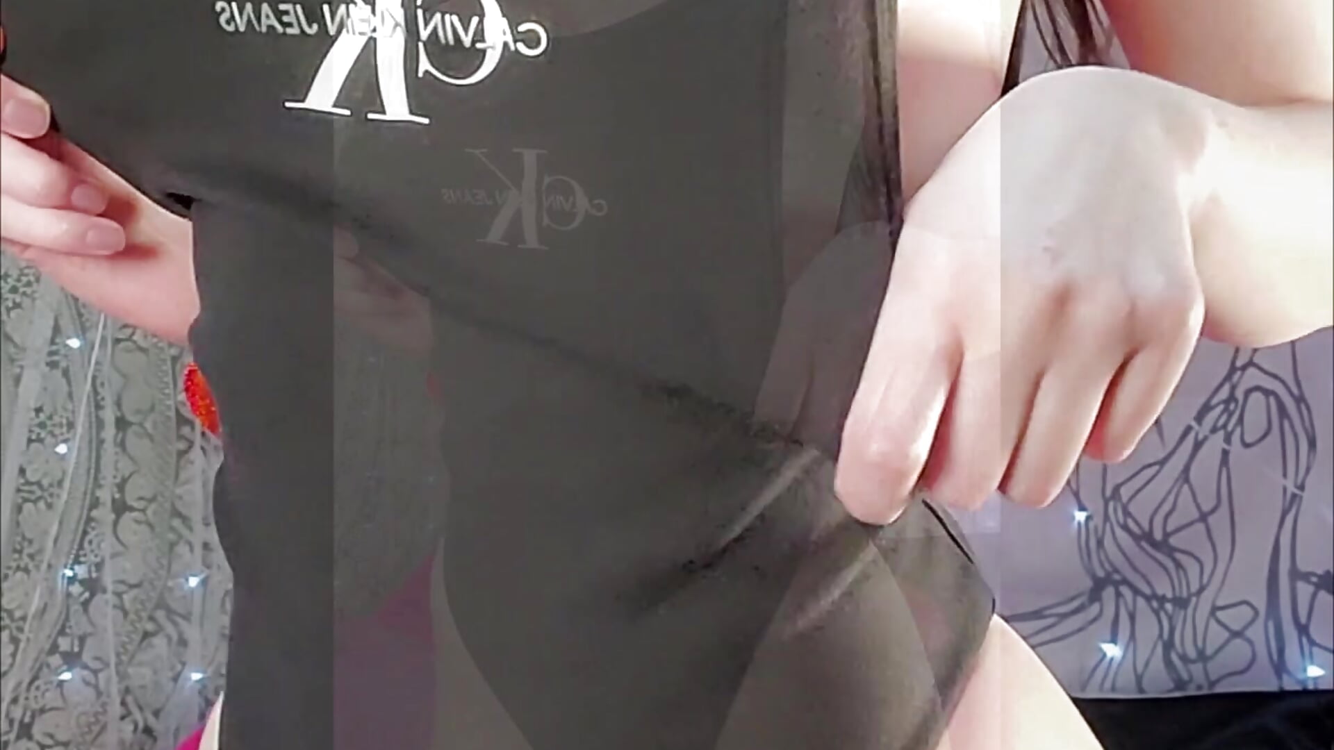 a little shake for you - video by EVILYN cam model