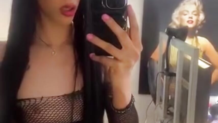 Sophia Hot 🥵 - Vídeo de Kisses_Sophia, modelo de vídeos