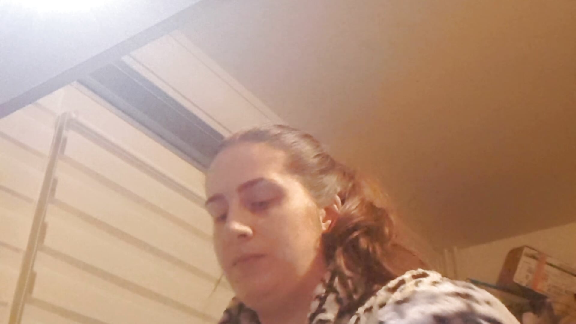 Afwassen - clip cu Naughtymilf7 model videochat