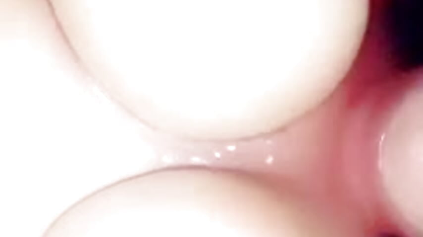 Wet perfect tits - فيديو من Laylawixx777 موديل الكام