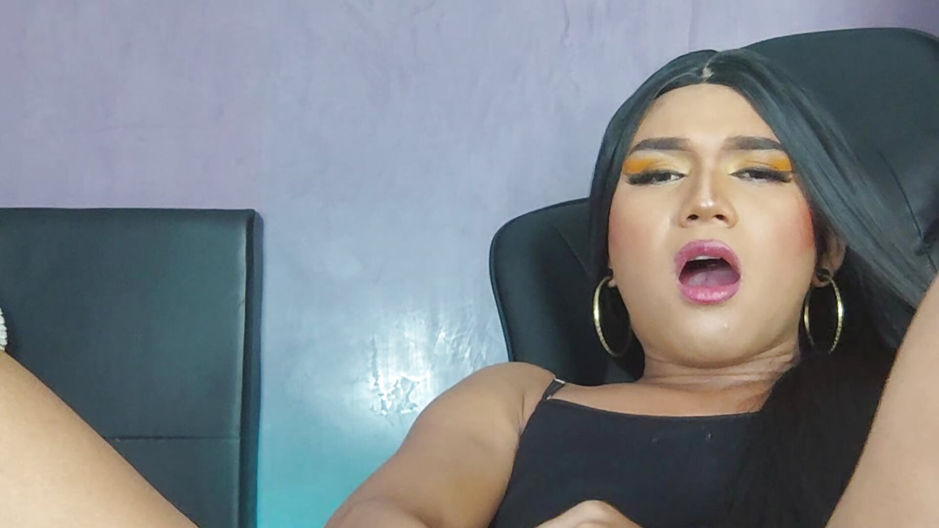 Hot moment with surprises at the end - video by PIA_GREAT cam model