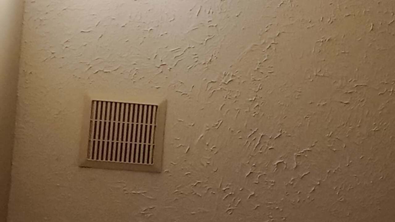 I'm Sitting on Your Face in Bathroom - ChristinaChristy 캠 모델의 동영상