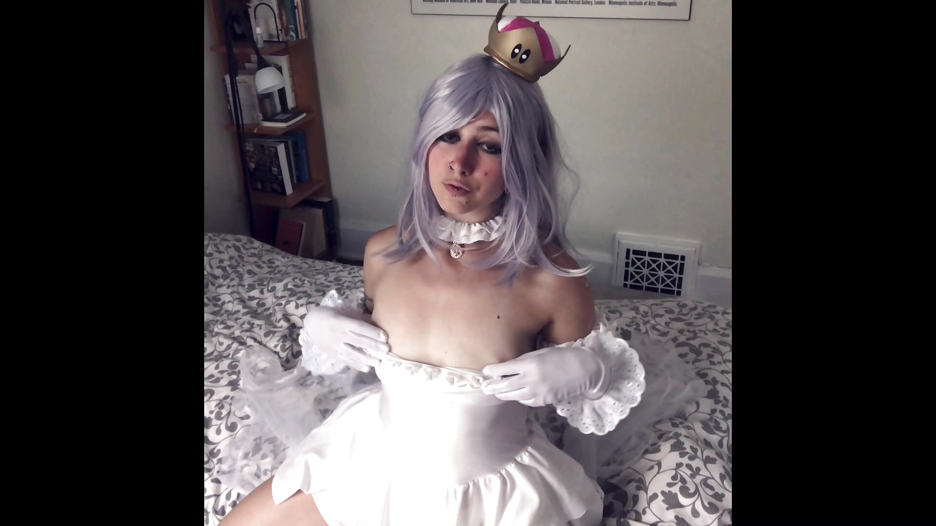 Boosette shy striptease - βίντεο μοντέλου PlayfulApril