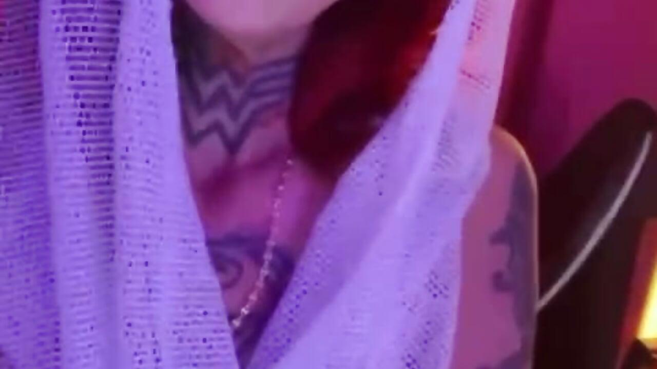 28 - vídeo de la modelo de cam elise_mouris