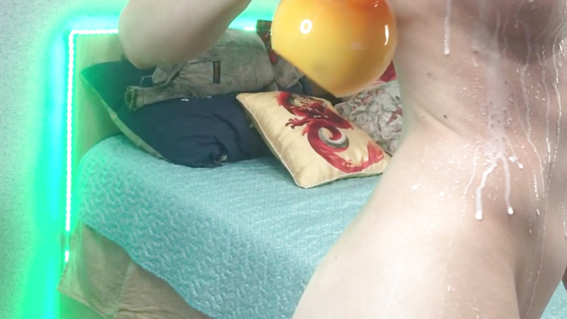 Show in milk! - video by Sarsei cam model