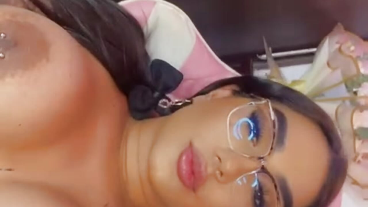 WhatsApp Video 2026-02-24 at 5,48,20 PM - KATALINA_HOT_TS 님의 동영상