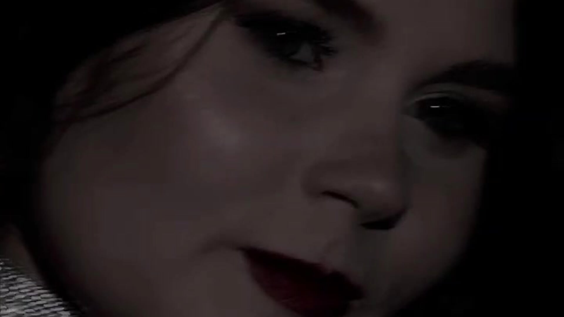 Hello - video by VinnaSky cam model