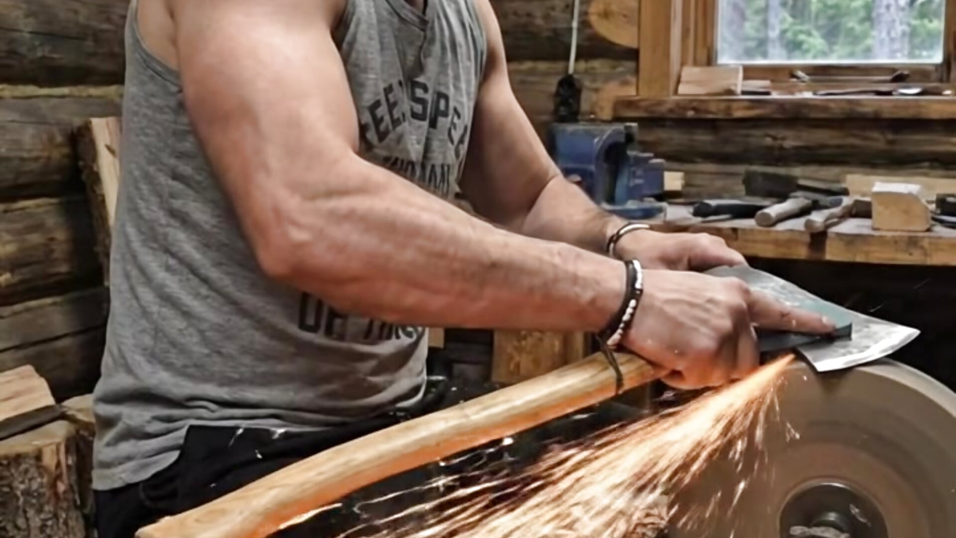 Working Hard on the farm - video by PedroMancini cam model