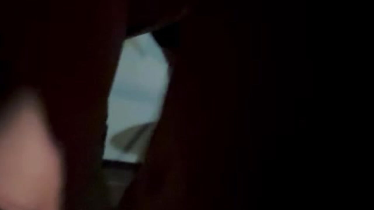 young STUDENTS - video Etwas_neugierig kameramallilta