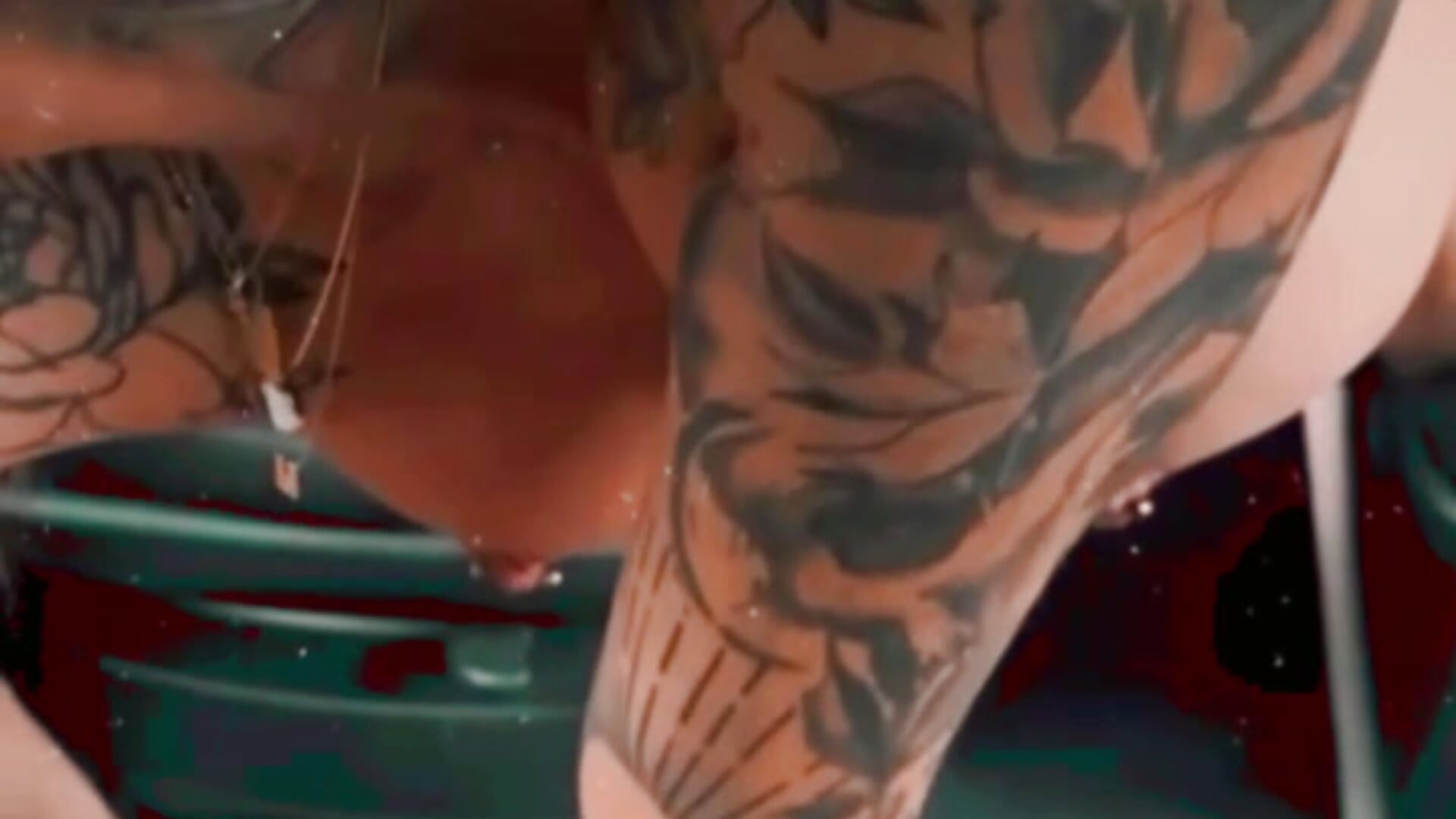 BACKSEAT blowjob - video van Etwas_neugierig cam-model