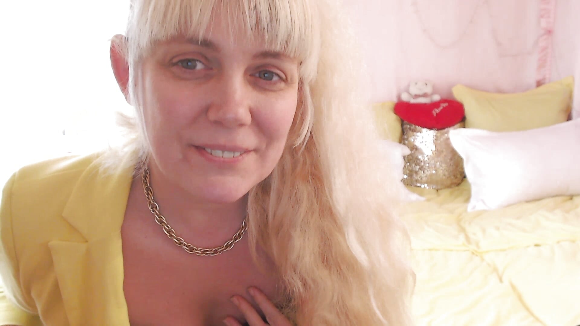 JOI and heels fetish - video by SunnySylvia cam model