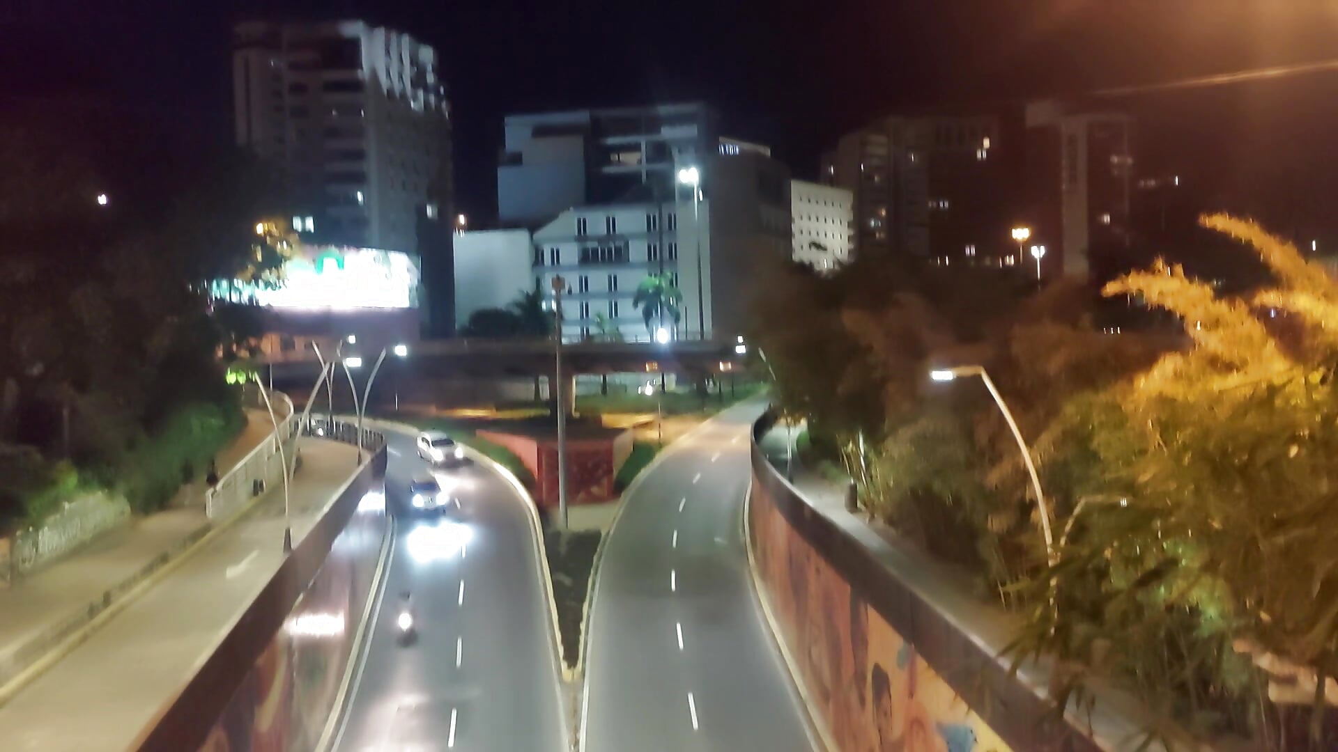 CALI - video by sashasweethot cam model