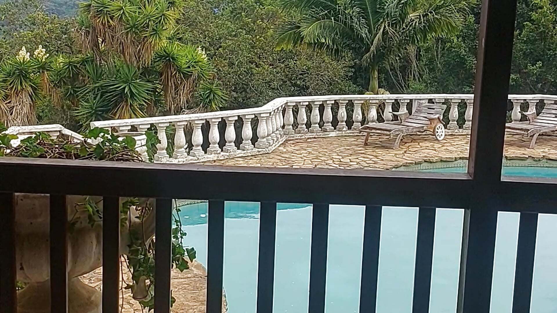 CALI - video by sashasweethot cam model