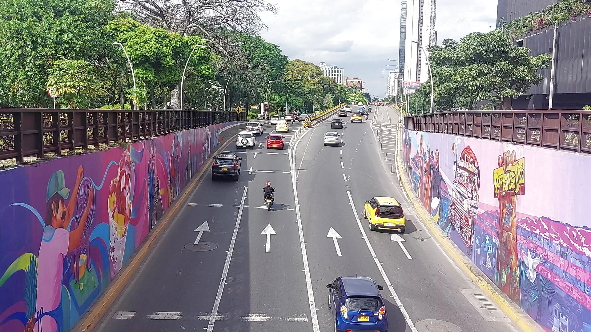 CALI - video by sashasweethot cam model