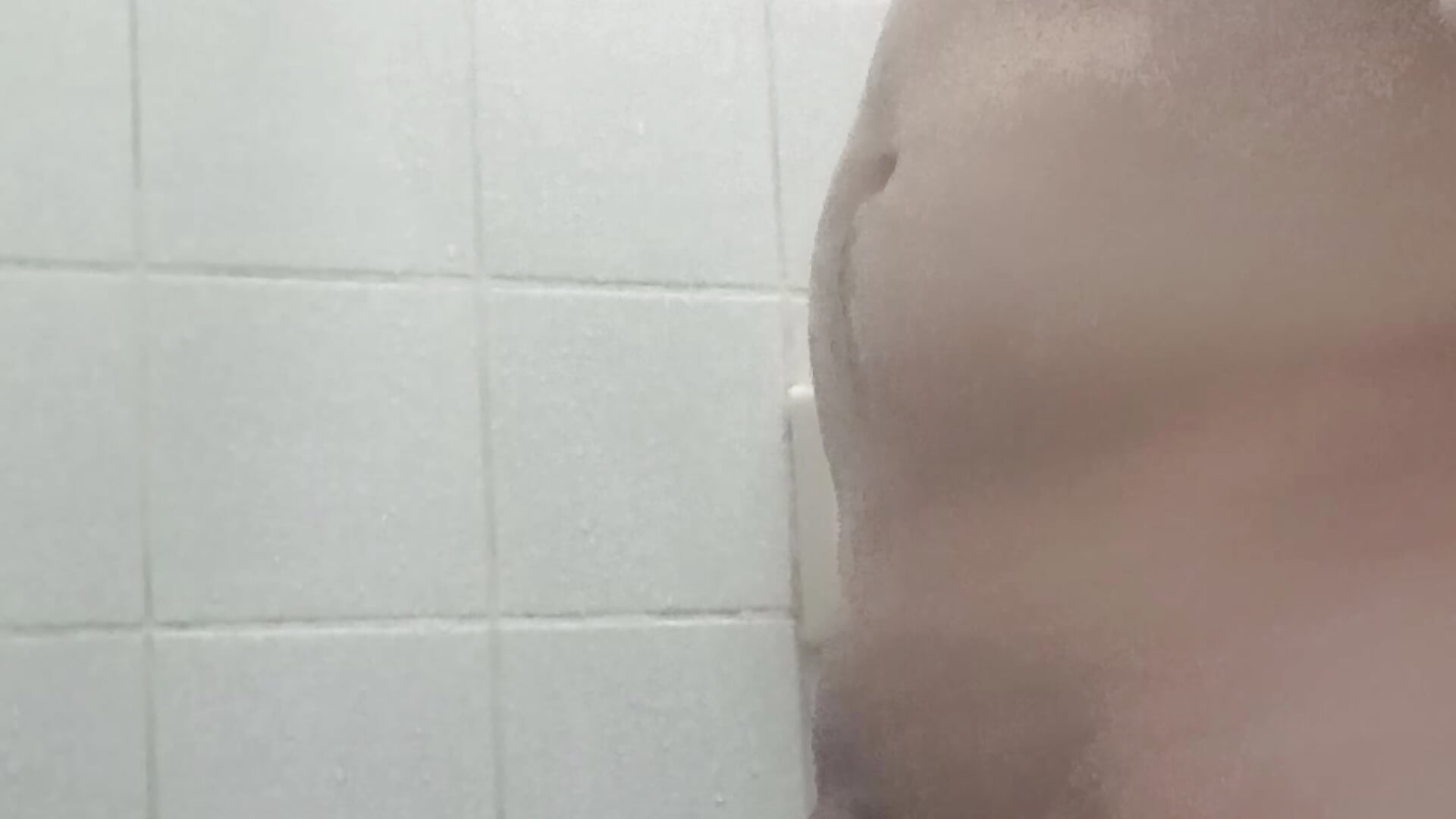 Una ducha... con paja o sin paja???? - video by Oscarcoronado86 cam model