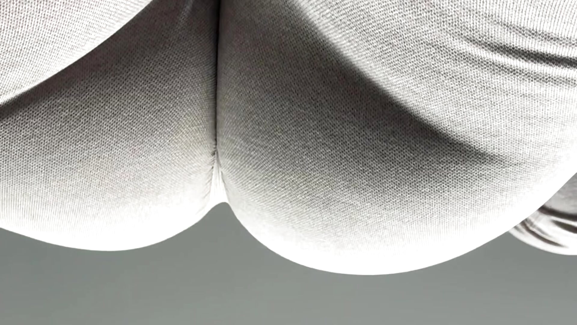 I would love sit in ur face, in the gym🍑