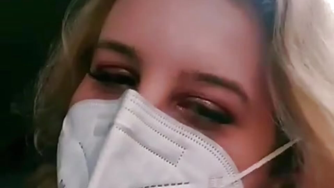 Outdoor am Amazon Locker - video by Lizzy-Love cam model