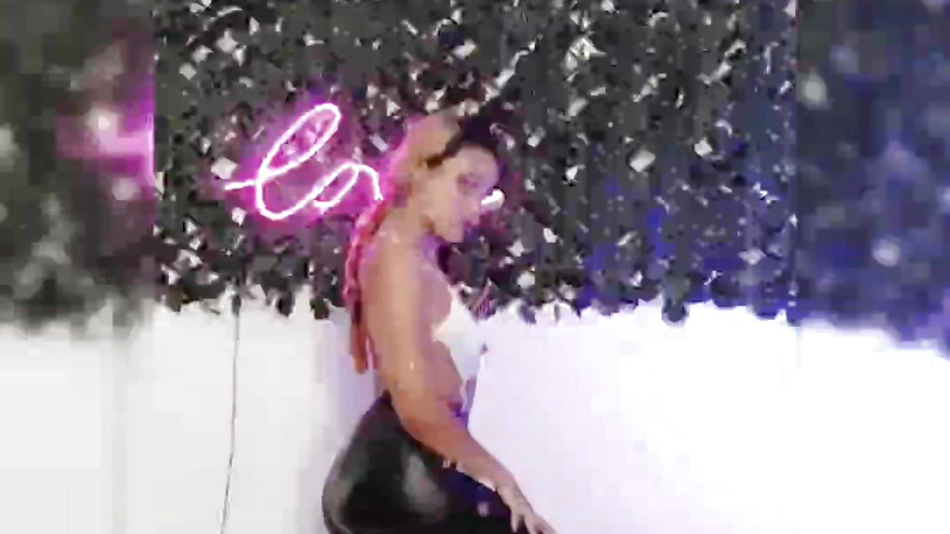 Give me a try... im ready to please you - video by DestinyHills cam model