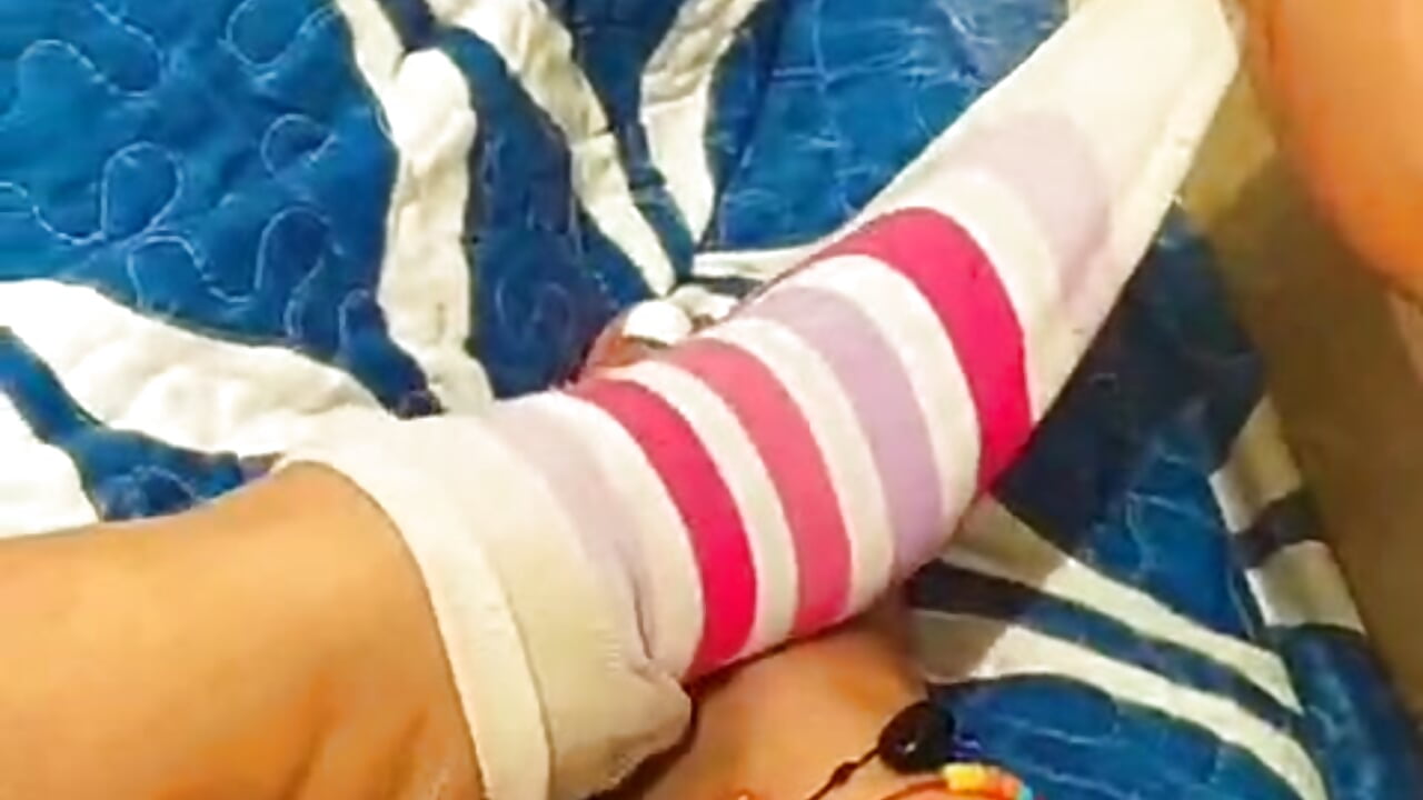 foot fetish - video by DestinyHills cam model
