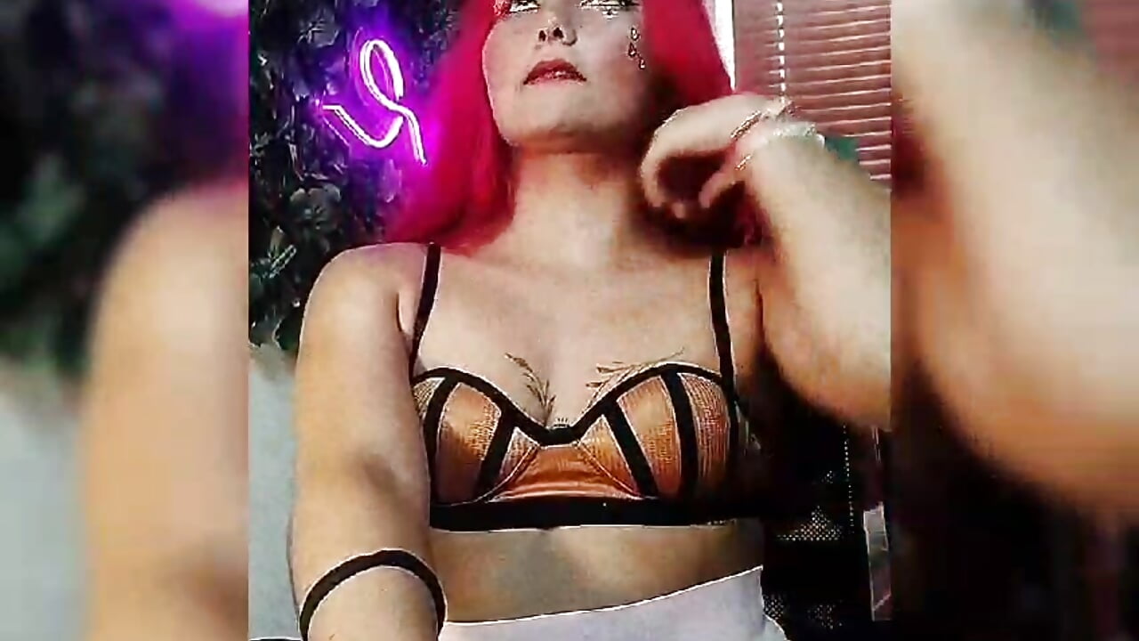 Cuckold - video by DestinyHills cam model