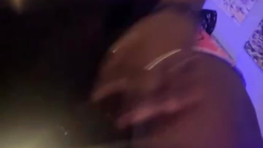 79542522982__E8FCEFCB-E737-433C-9355-5FF4DD63B5F7 - βίντεο μοντέλου Juicydeek