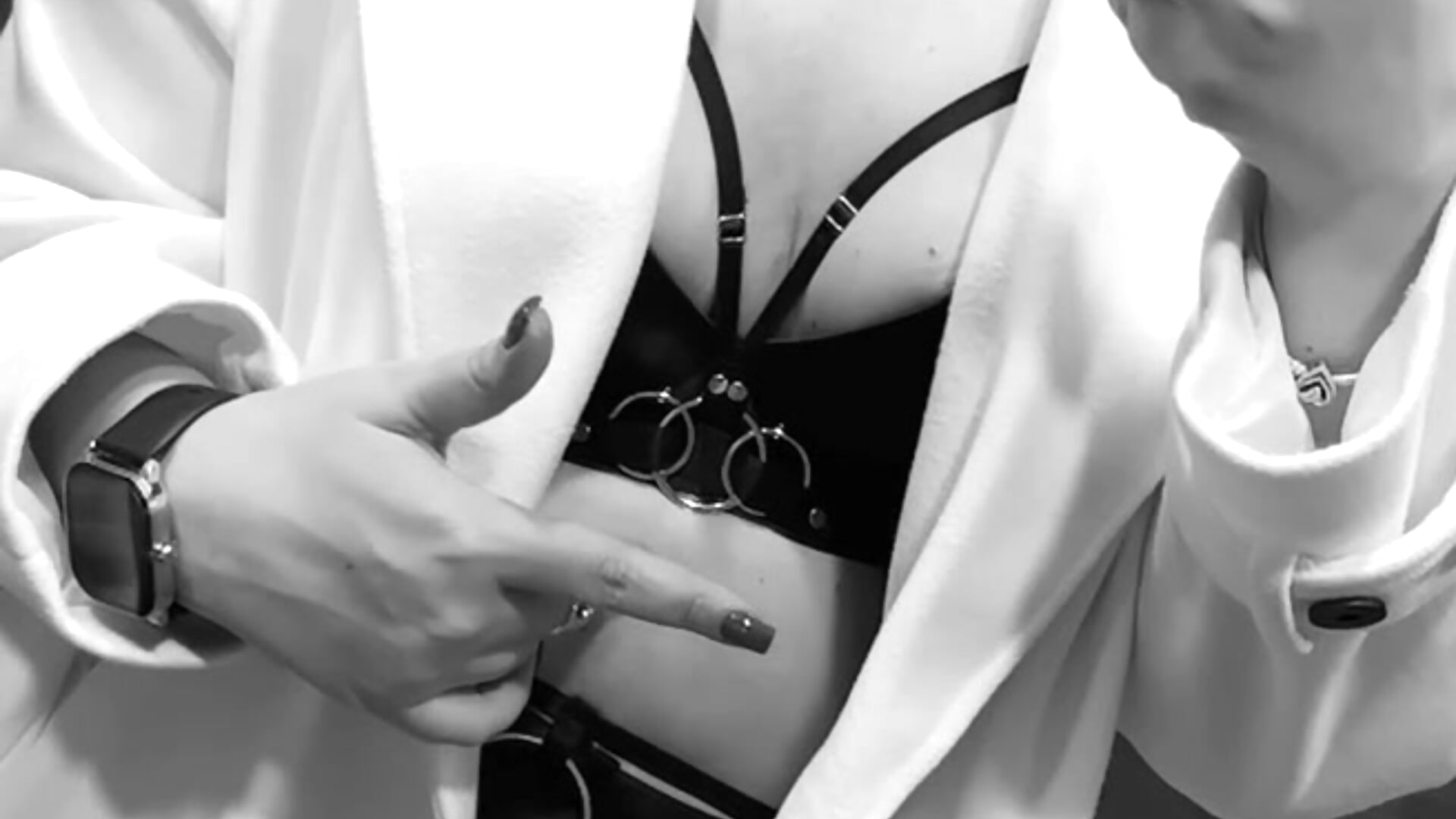 Do you mind if I come to the meeting dressed like this? - відео від вебкаммоделі HotTiffani