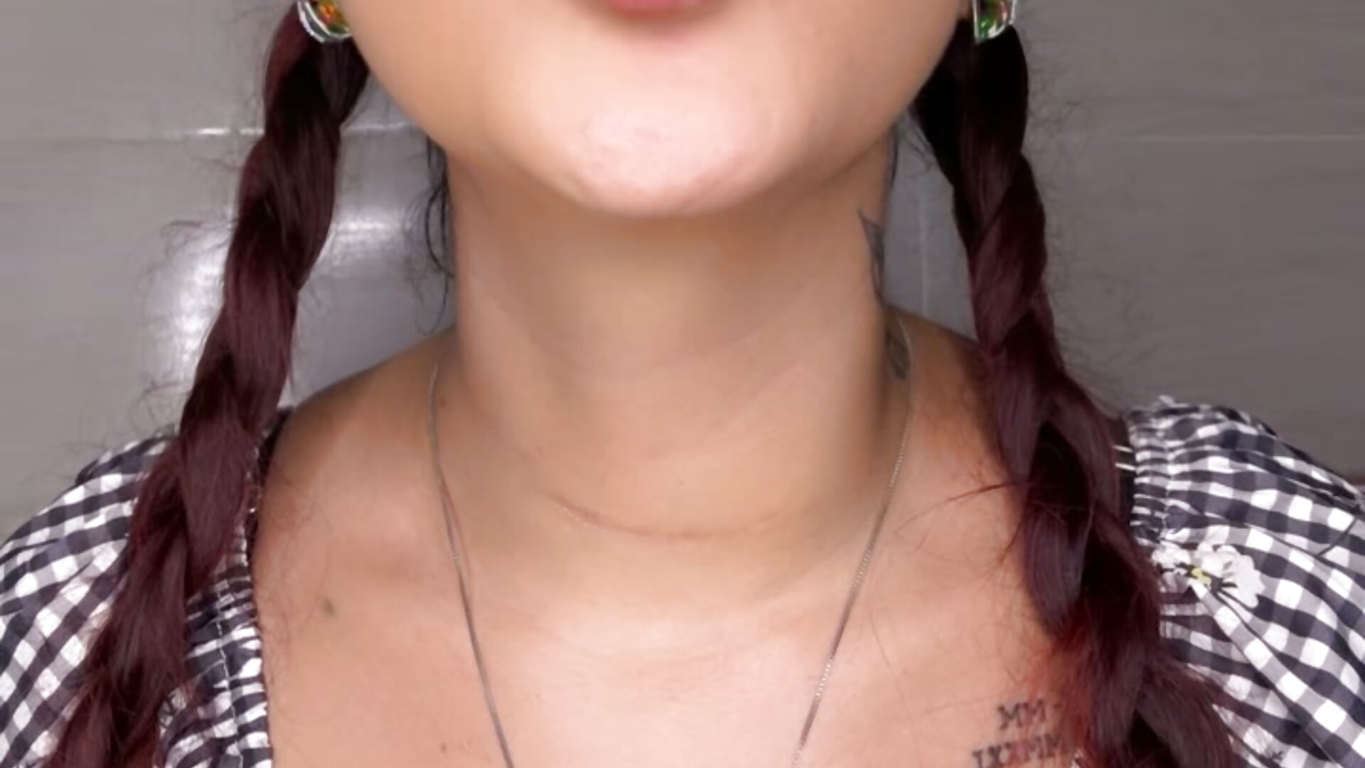 Estrella 😻 - βίντεο μοντέλου deepthroatlatina